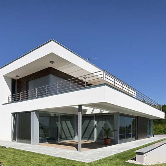 h1-centered-slider-img-2